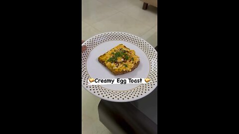 Creamy egg toast