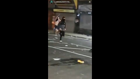 Total chaos on the UK streets right now, as Muslim migrant gangs and UK citizens go at it