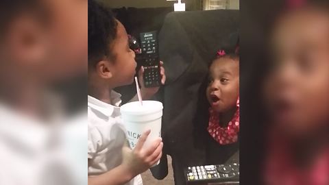Funny Tot Girl Argue With Her Baby Sister In Gibberish