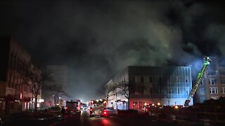 Fire destroys building that was formerly home to Uncle Vic's in Elyria; 2 teens have been arrested