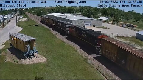 EB Manifest with NS and CN Power in Carroll and Belle Plaine, IA on June 3, 2022 #SteelHighway
