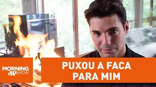 "Falei grosso com um cara e ele puxou a faca para mim", conta o chef Felipe Bronze