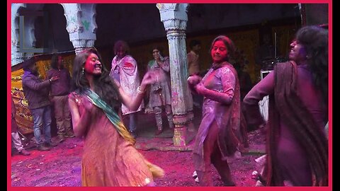 Get an Up-Close Look at the Colorful Holi Festival | Rang Panchami