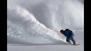 Snowboarder sobrevive a avalanche assustadora nos Pirenéus