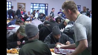 Catholic Charities holds annual Thanksgiving feast in Las Vegas