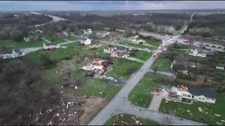 A Tornado Hit My Home Town - Footage During Storm