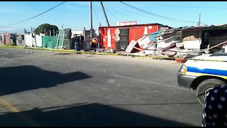 SOUTH AFRICA - Cape Town - Khayelitsha accident (Video) (FrU)