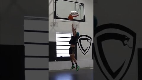 INCREDIBLE NEW DUNK‼️ ☑️