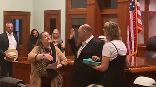 Ronnie Cochran sworn in as Newton County Judge