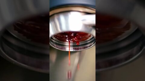 Mesmerising Bottomless Espresso Slow-mo