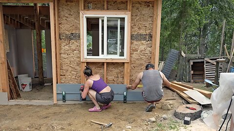 You Won't Believe How Much We Paid For This Siding, Windows AND Roofing! Building A Barn For Free