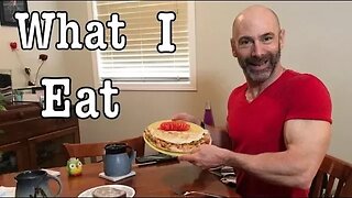 What I eat in a day. A full day of eating, What I eat to build muscle and enjoy life over fifty.