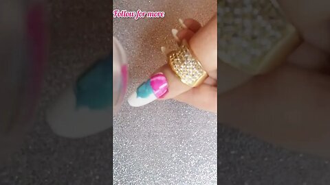 Easy nail art #shorts #ytshort #shortsfeed #nailart #shorts #nails #shortsviral #mehsimcreations