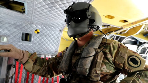 Hawaii Army National Guard 211th Aviation Regiment and 1-487th Field Artillery Sling Load Training