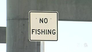 'No fishing' at entrances of Fort Pierce observation walk