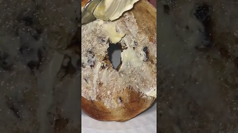 Buttered bagel toasted Crunchy crinkle ASMR