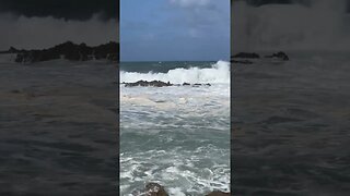 Wind surges, ocean waves, and swell at Shark’s Cove at Pūpūkea Beach Park, Oahu Hawaii. #short