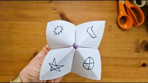 How to make a paper fortune teller.