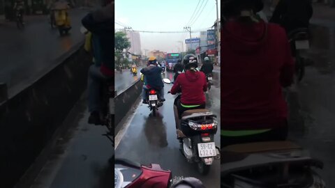 Saigon Morning Commute. #saigon #HCMC #vietnam