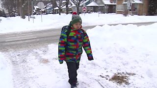 Southeast Wisconsin school districts navigate snow days in virtual, pandemic-era