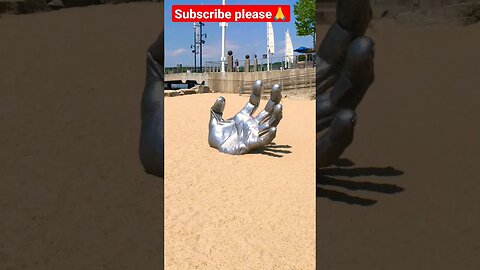 I Found Statue of Giant on GoogleEarth🌍|Scary in google #finduniqueworld #Shorts #world#reels#scary