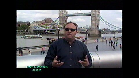 Alex Jones Live (9-7-05) UK Red Coats