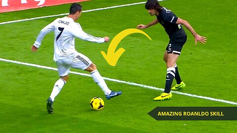 CRTISTIANO RONALDO BEST SKILL | AMAZING FOOTBALL SKILL MOMENT