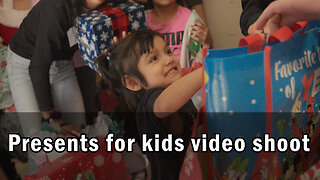 My life in San Diego - Shooting content for Kids Christmas Party at a transitional living center, and making stir fry beef