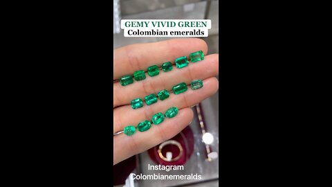 Fine Vividly saturated green loose Colombian emeralds in 1 through 2 carats sizes