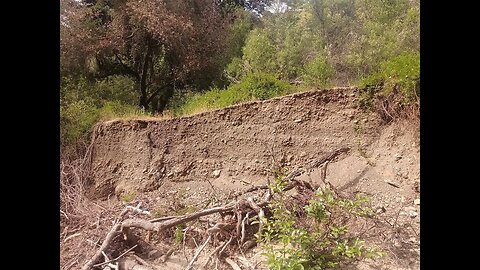 Stevens Creek Landslide Lake Deposit Layers