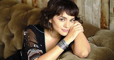 Norah Jones: Overnight Fame and Beyond