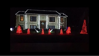 Connecticut home puts on incredible Christmas light show