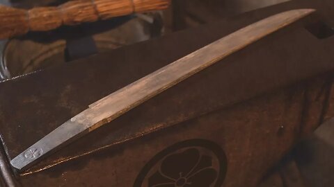 SOTW #16 - Differential Hardening Sunnobi Tanto - yakiire with water, charcoal, clay