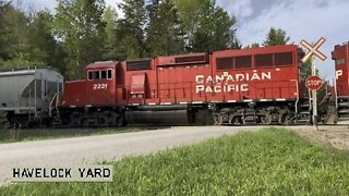 Northbound CP Train out of Havelock