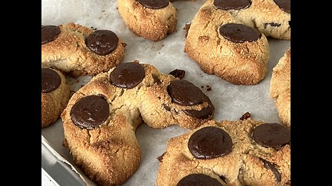 Viral TikTok, chocolate chip croissant cookies recipe