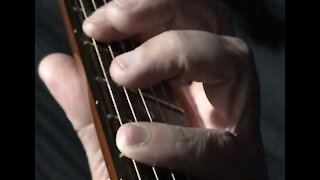 Guitar Lesson - 2 Finger Hammer-On 3 Half-Steps