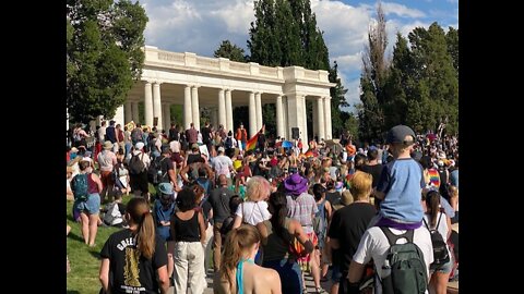 Pride Liberation March draws big crowd to Cheesman Park, State Capitol