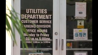 Concerns over Lake Worth utility payment options