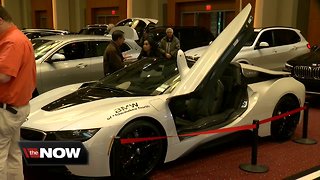 Milwaukee Auto Show brings luxury cars to the Wisconsin Center