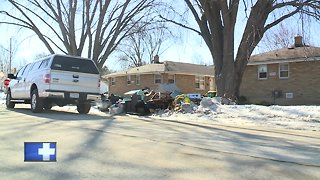 Green Bay residents cleaning up after flooding