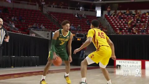 Former Walnut Hills star helps undefeated Baylor hoops team