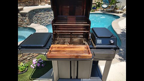 Traeger Timberline, Front BBQ Board