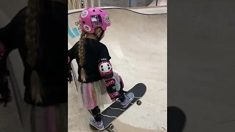 Skater girls don’t give up🛹