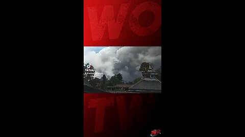 Massive Volcano Erupt On Mount Merapi