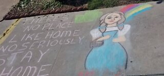 Vegas neighborhood producing sidewalk art amid pandemic