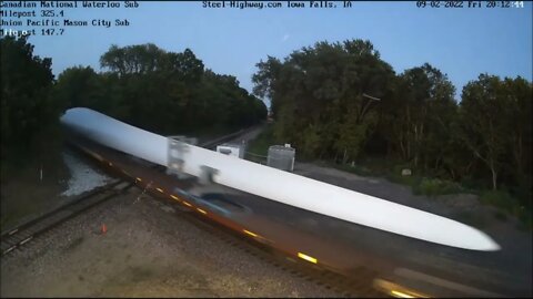 EB then NB UP Wind Turbine Blades at Carroll, Mills Tower in Iowa Falls and Manly, IA on 9-2-22