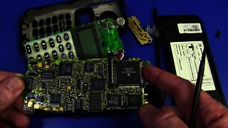 EEVBlog #492 - Vintage Motorola MicroTAC Mobile Phone Teardown