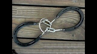 A Puzzle Made From Horse Shoes! So Nice ^&