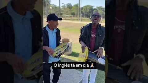 SEU INGLÊS ESTA EM DIA? IS YOUR ENGLISH UP TO DATE? #music #viral #memes #rir #tiktok #kwai #shorts