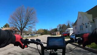 Alley Hoppin through North Town ( Ariel Rider Grizzly )